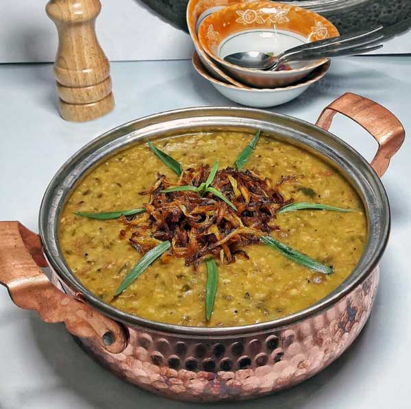 طرز-تهیه-آش-سبزی-شیرازی (1)